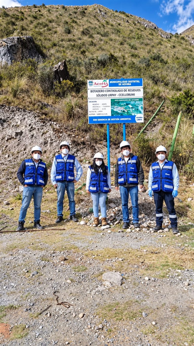 Equipo de COESEM en campo